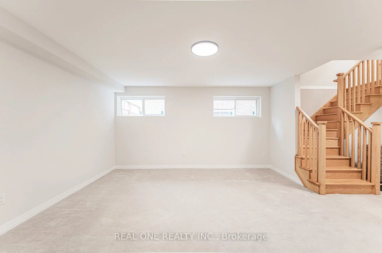 71, Tango, Woodland Hill, Newmarket