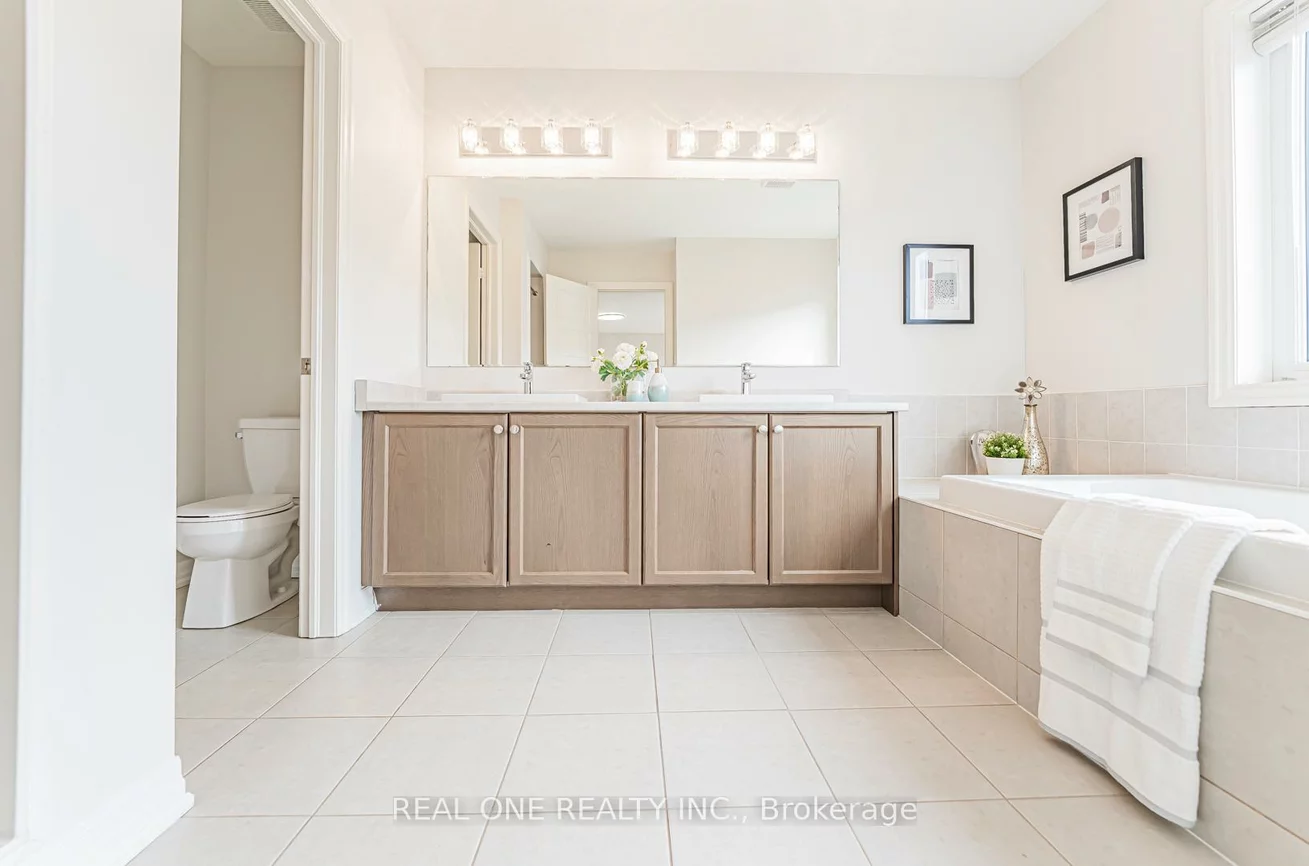 71, Tango, Woodland Hill, Newmarket