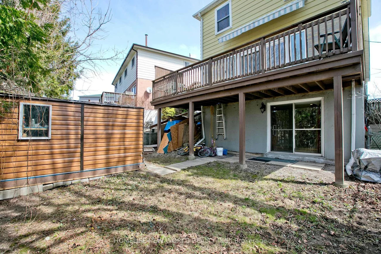 737, Pam, Huron Heights-Leslie Valley, Newmarket