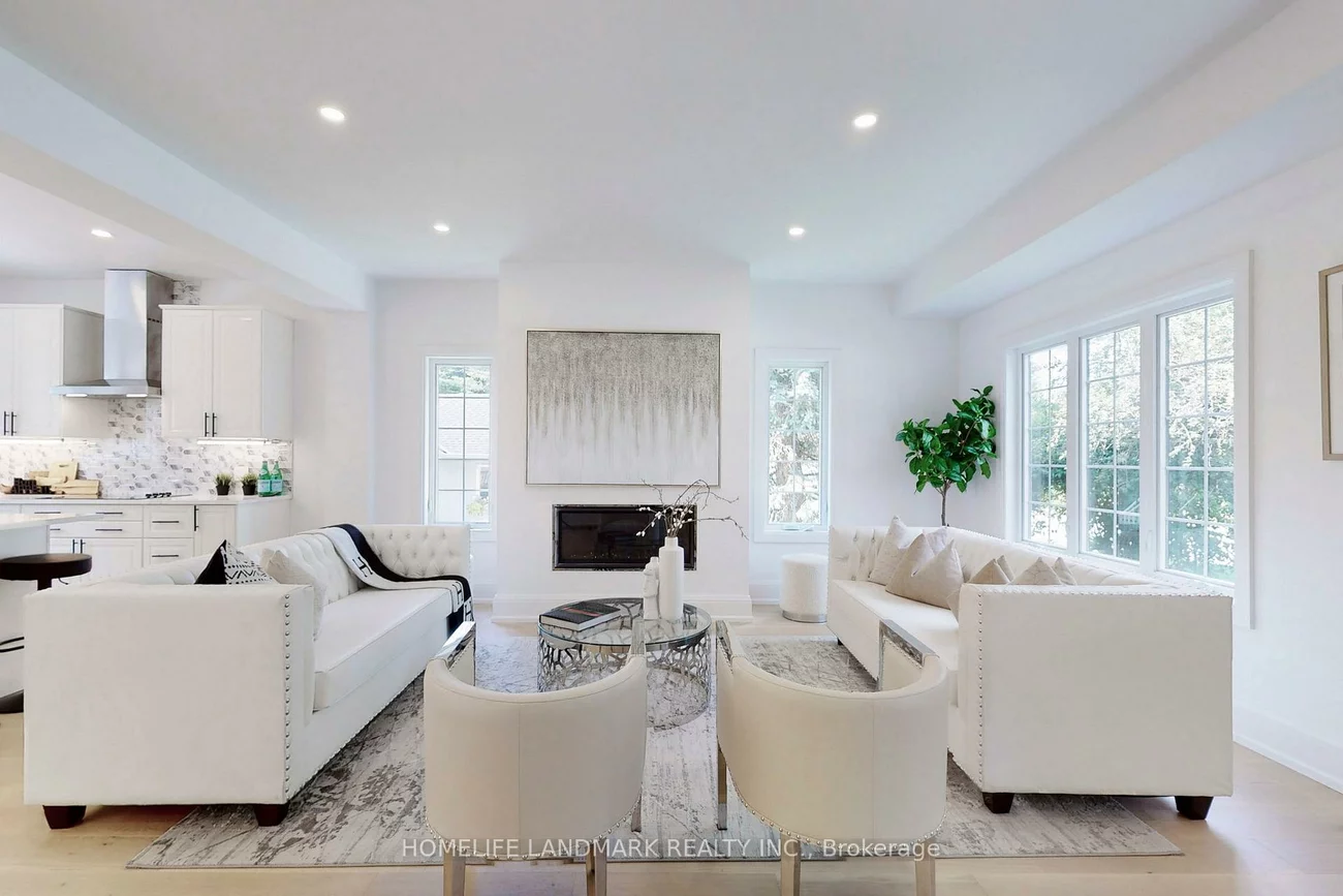452, D'arcy, Central Newmarket, Newmarket
