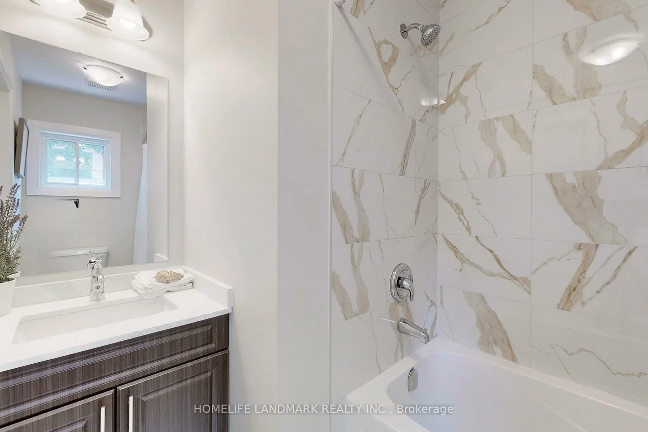452, D'arcy, Central Newmarket, Newmarket