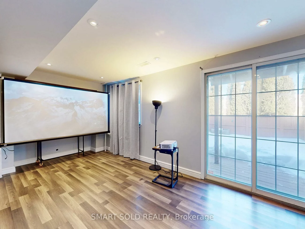 333, Flagstone, Woodland Hill, Newmarket