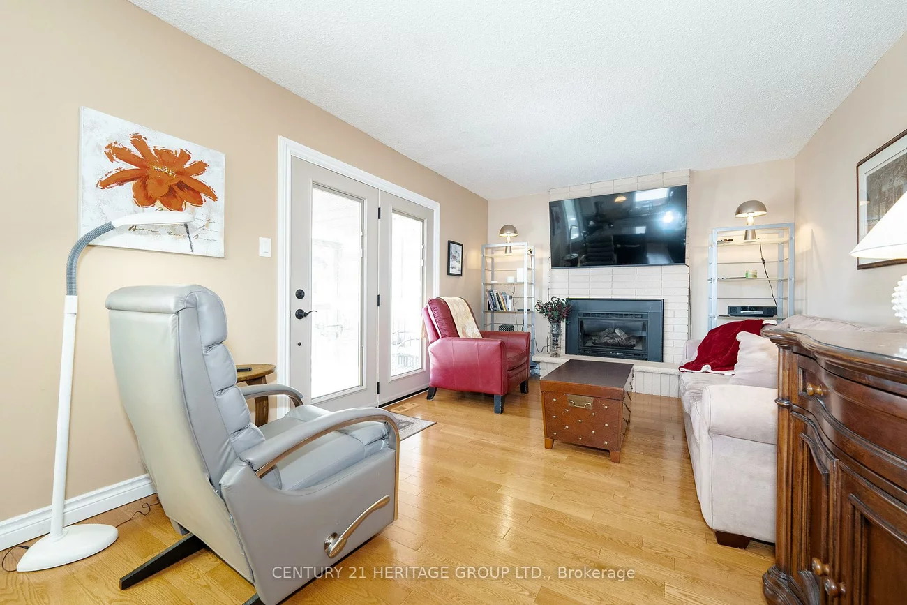 231, John Bowser, Glenway Estates, Newmarket