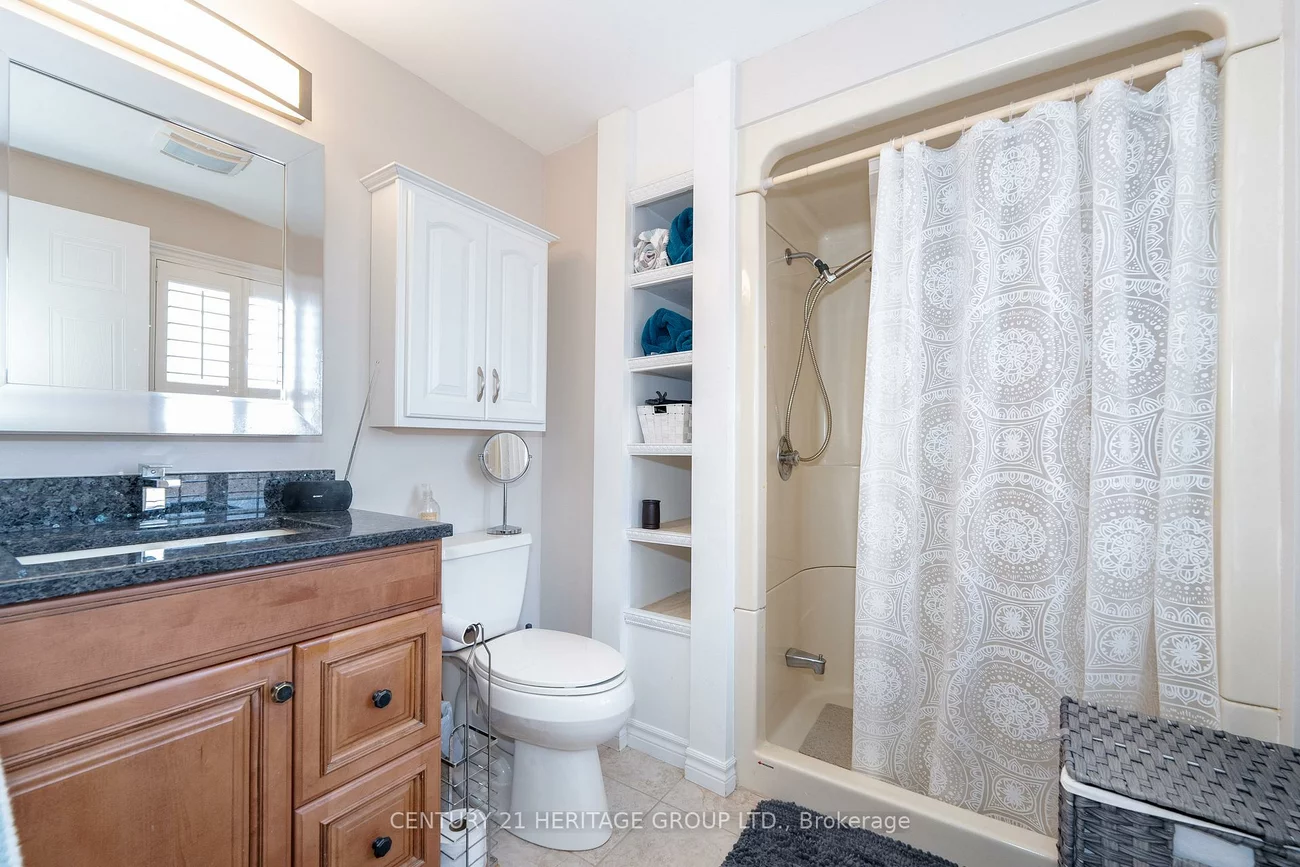231, John Bowser, Glenway Estates, Newmarket