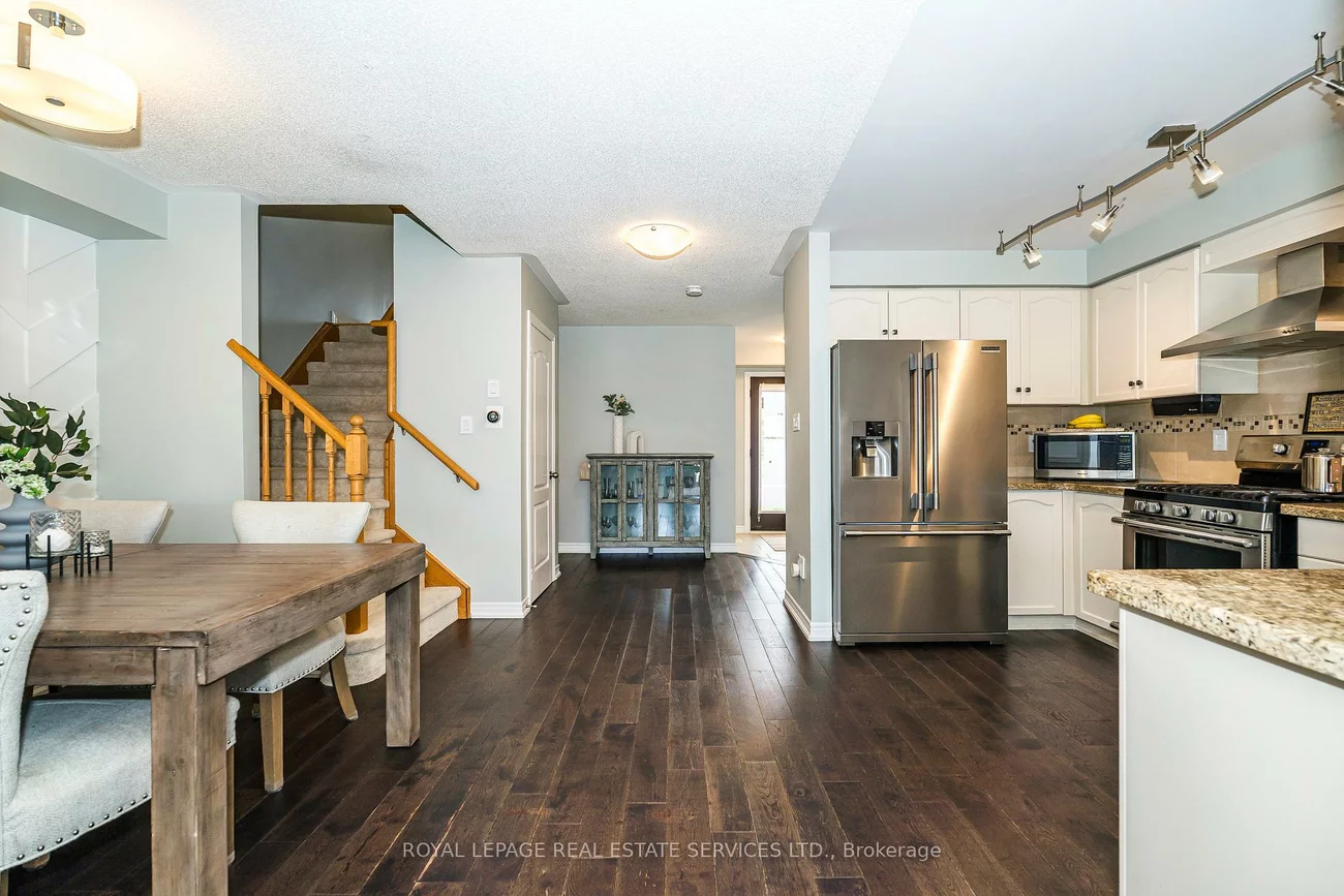 641, Bondi, Gorham-College Manor, Newmarket