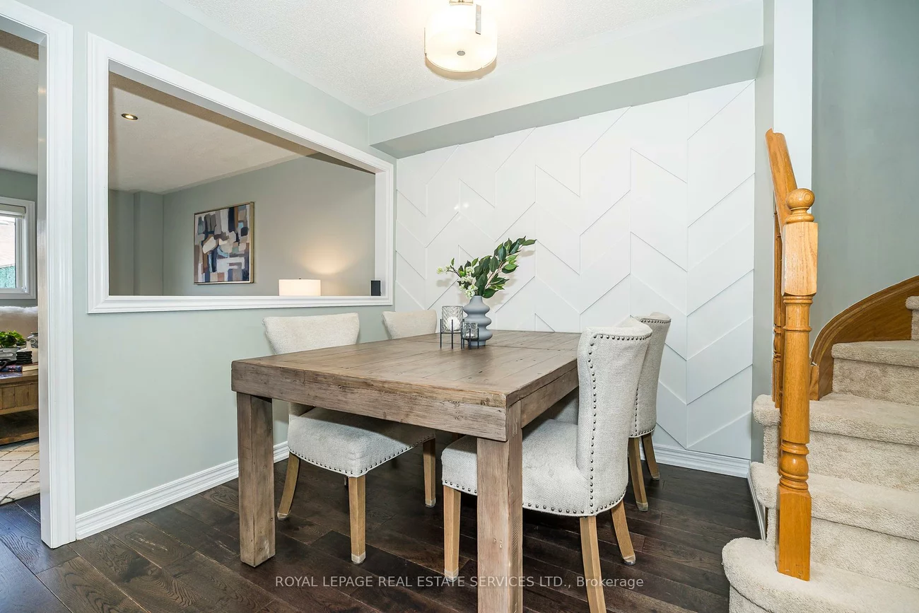 641, Bondi, Gorham-College Manor, Newmarket