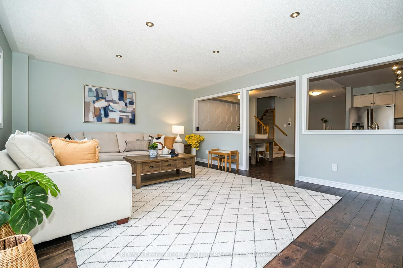 641, Bondi, Gorham-College Manor, Newmarket