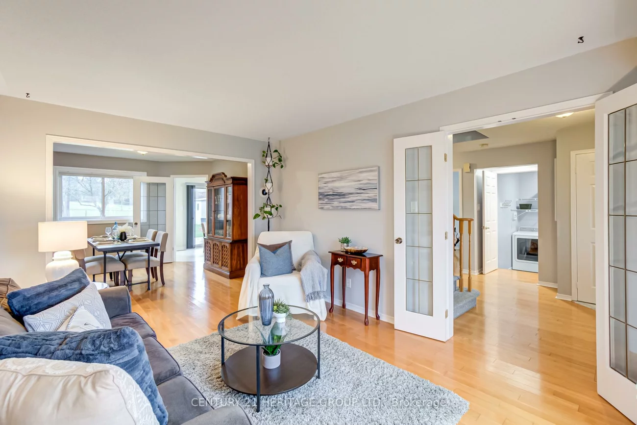 303, Alex Doner, Glenway Estates, Newmarket