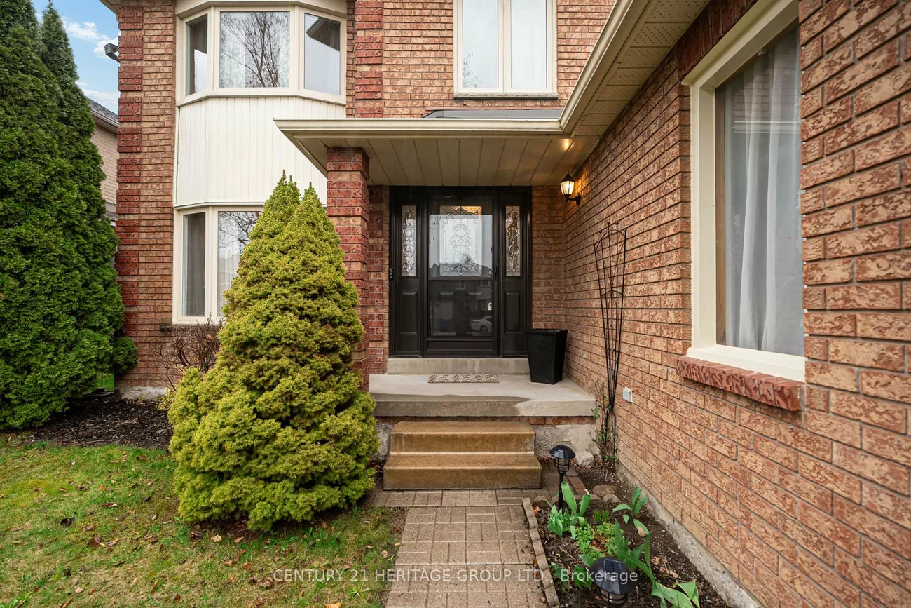 303, Alex Doner, Glenway Estates, Newmarket