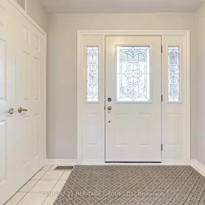 303, Alex Doner, Glenway Estates, Newmarket