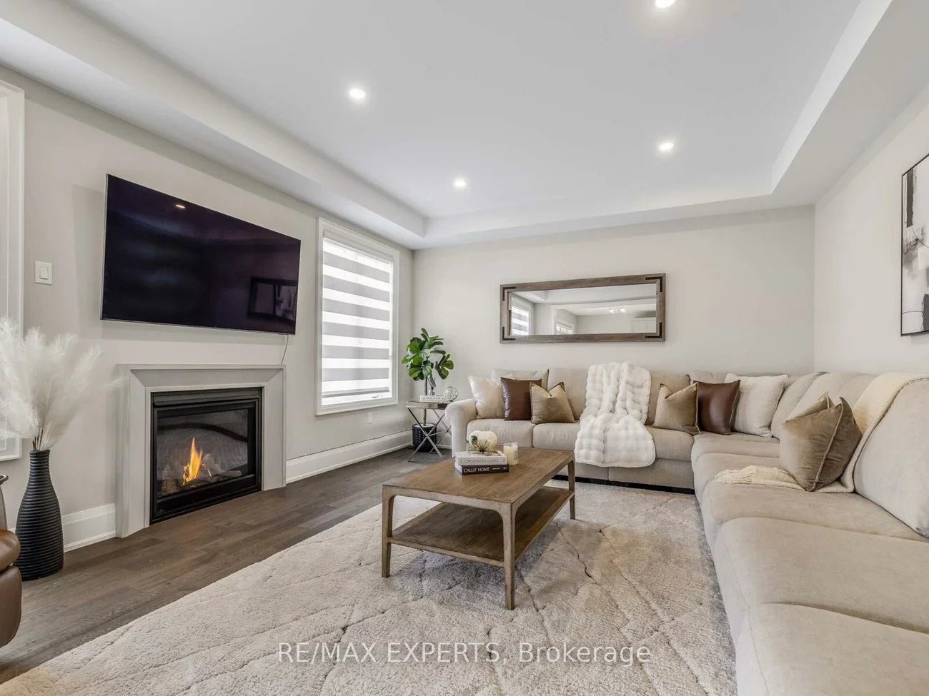 75, Bethpage, Glenway Estates, Newmarket
