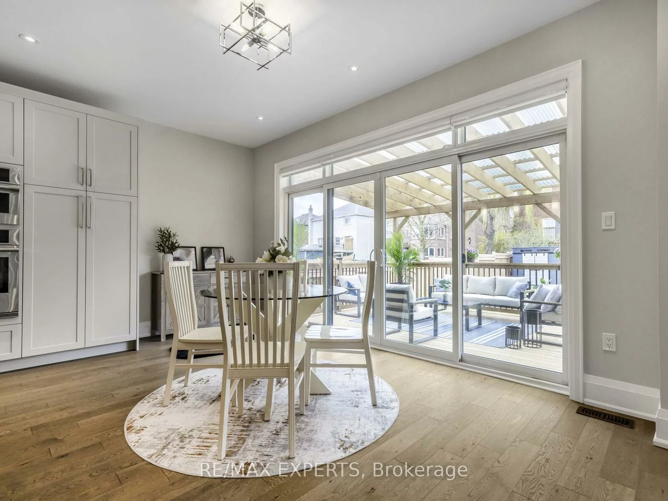 75, Bethpage, Glenway Estates, Newmarket