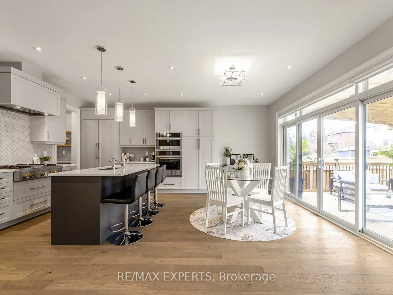 75, Bethpage, Glenway Estates, Newmarket