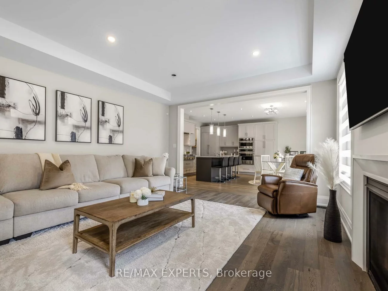 75, Bethpage, Glenway Estates, Newmarket