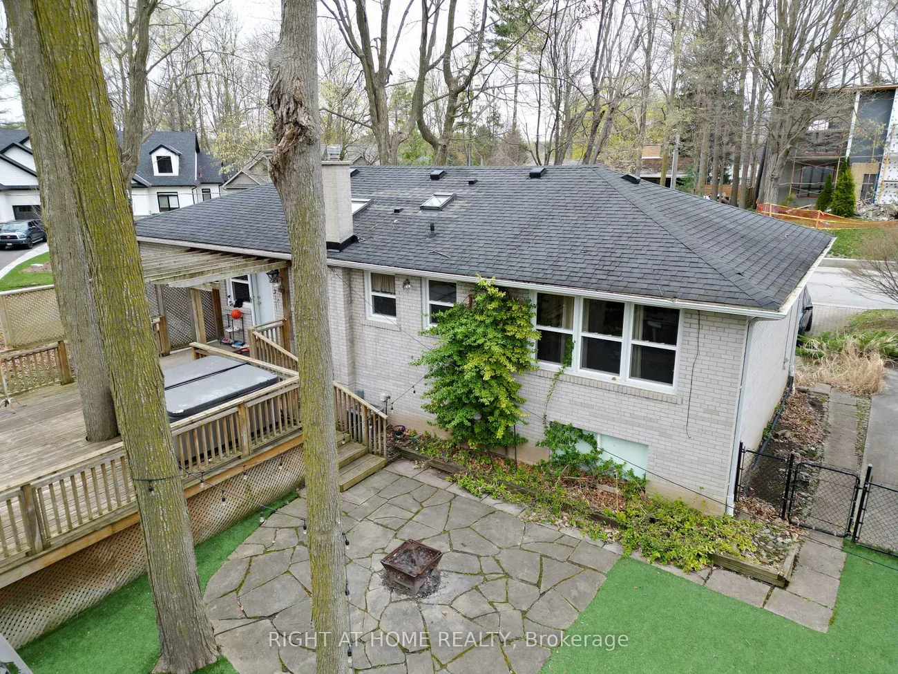 190, Beechwood, Central Newmarket, Newmarket