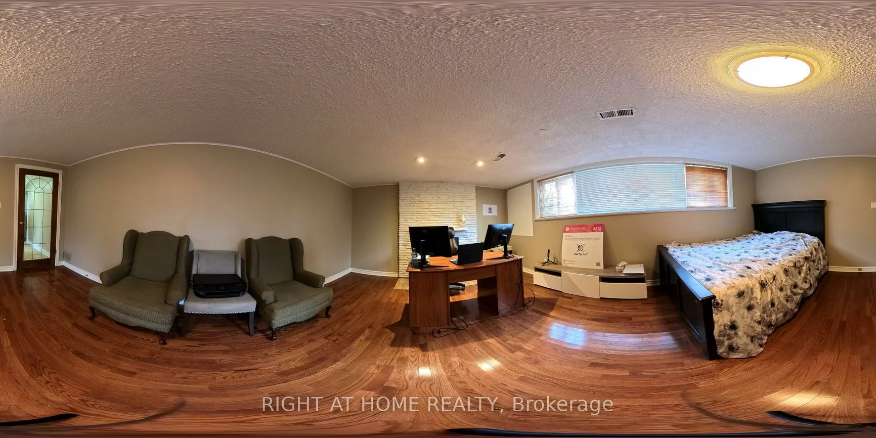190, Beechwood, Central Newmarket, Newmarket
