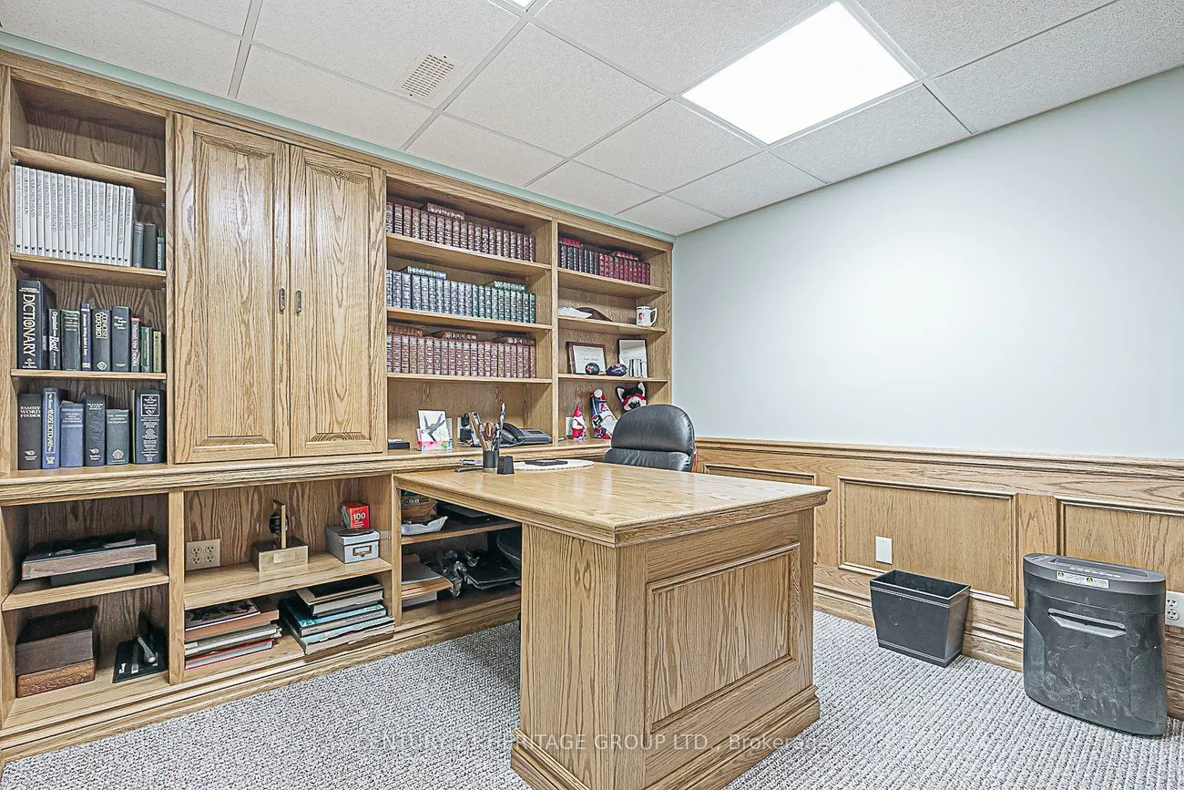 861, Columbia, Huron Heights-Leslie Valley, Newmarket