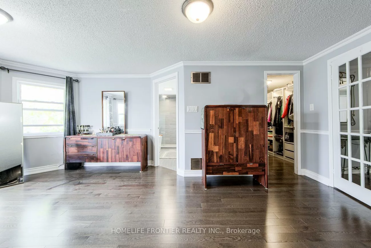 292, Crossland, Glenway Estates, Newmarket