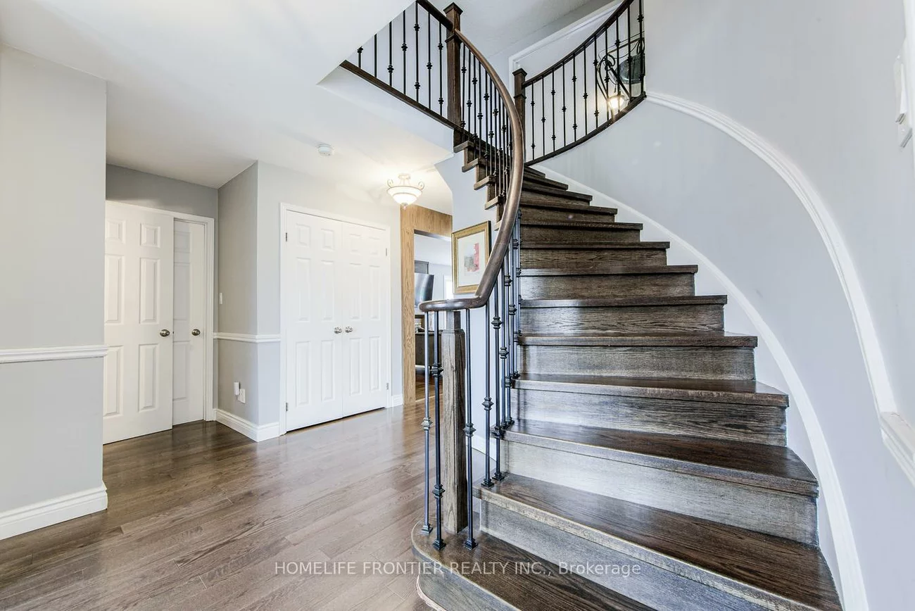 292, Crossland, Glenway Estates, Newmarket