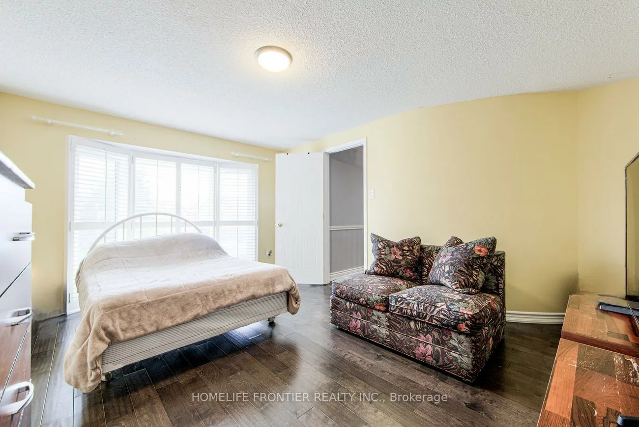 292, Crossland, Glenway Estates, Newmarket