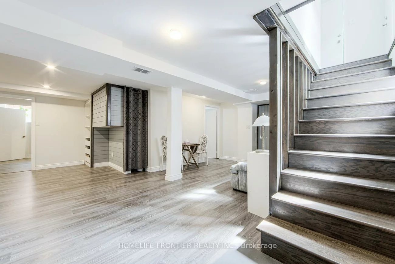 292, Crossland, Glenway Estates, Newmarket