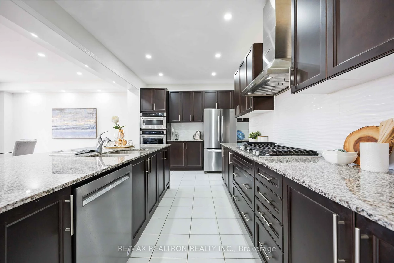 307, Reg Harrison, Glenway Estates, Newmarket