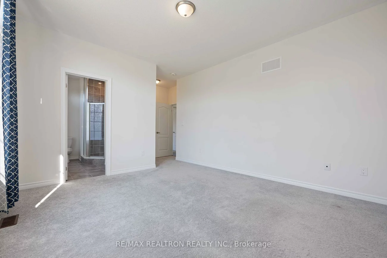 307, Reg Harrison, Glenway Estates, Newmarket