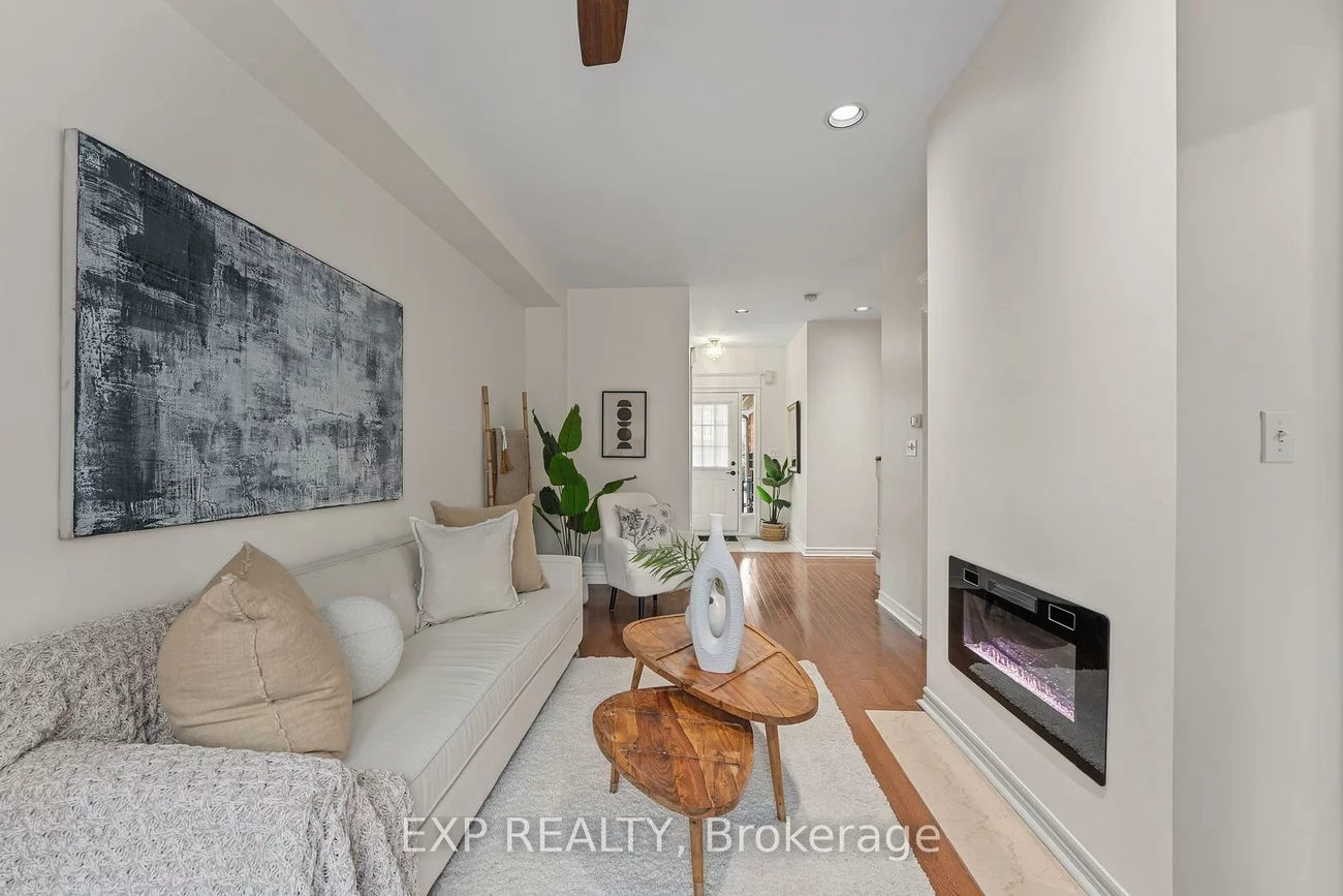 244, Denise, Summerhill Estates, Newmarket