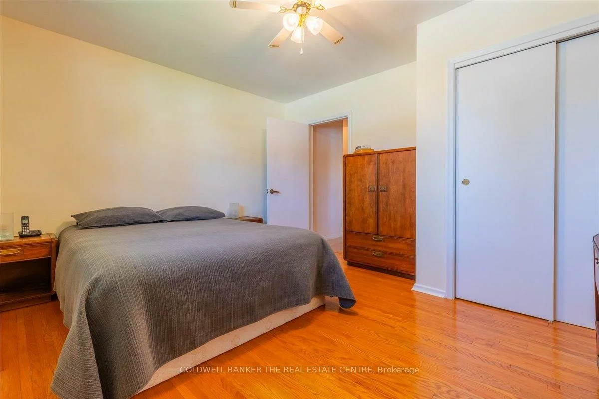 102, Park, Central Newmarket, Newmarket