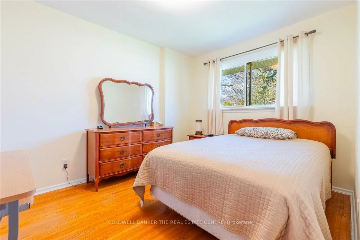 102, Park, Central Newmarket, Newmarket