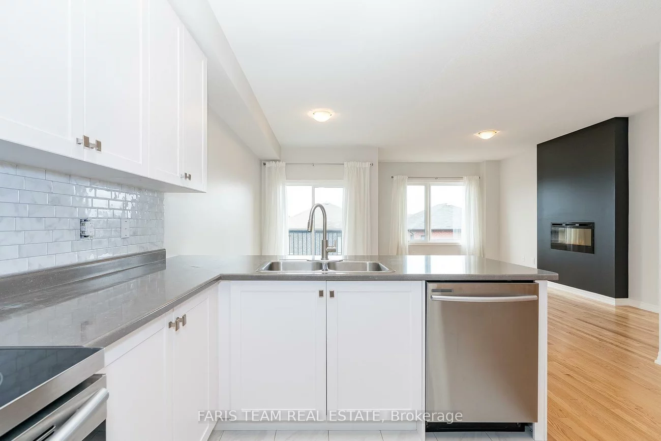 74, Allure, Woodland Hill, Newmarket