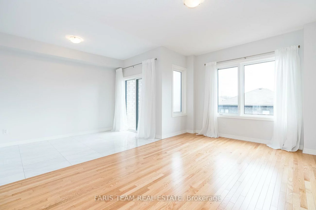 74, Allure, Woodland Hill, Newmarket