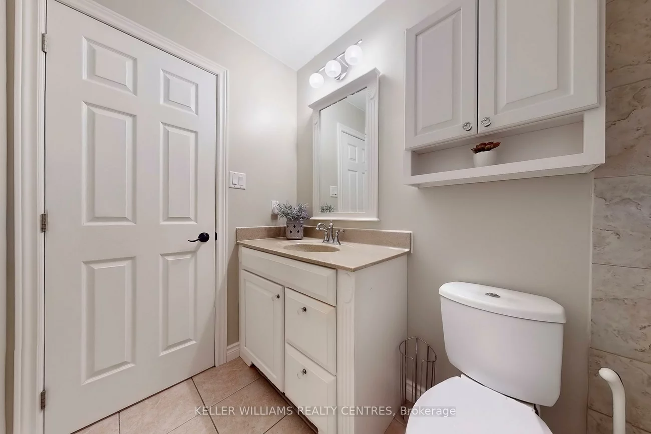 108, Armitage, Central Newmarket, Newmarket
