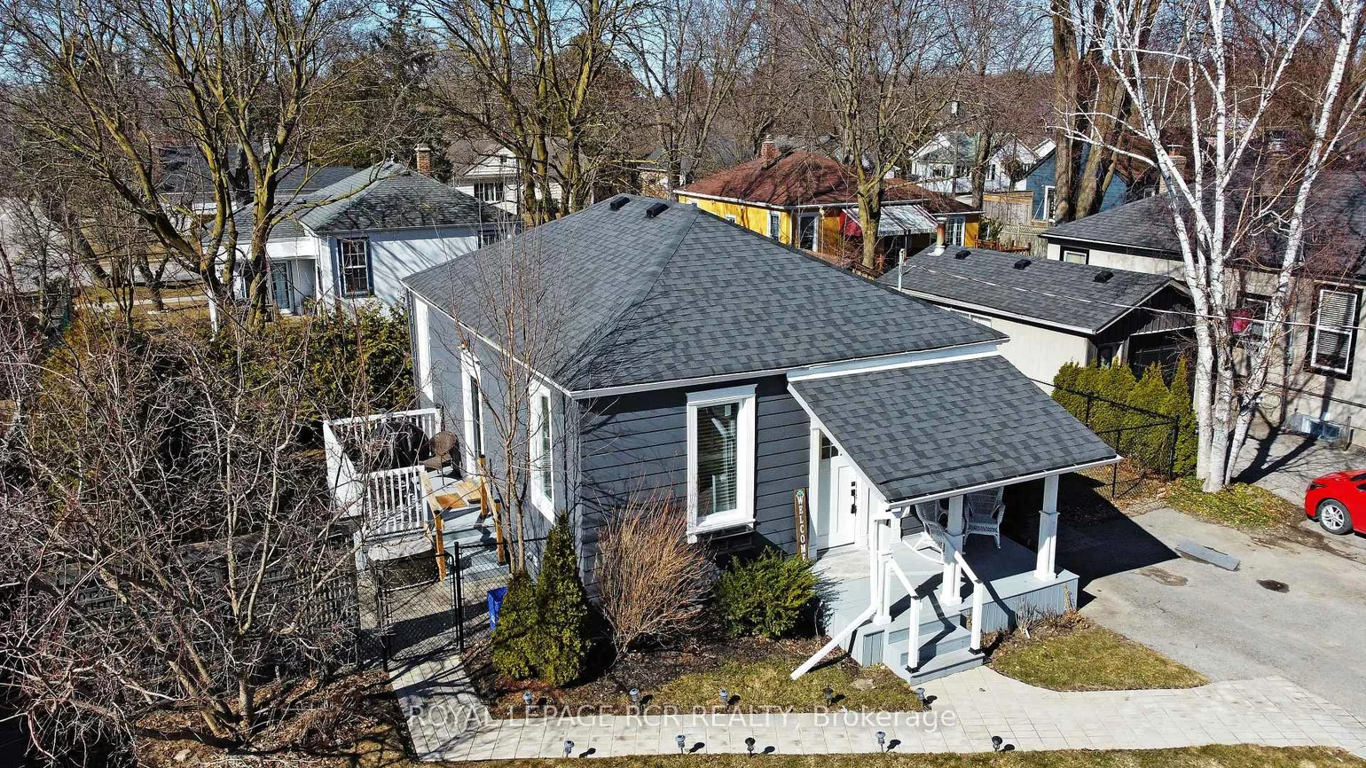 727, Lowell, Gorham-College Manor, Newmarket
