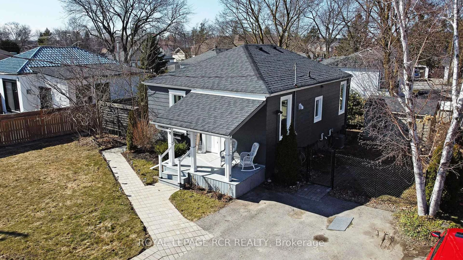 727, Lowell, Gorham-College Manor, Newmarket
