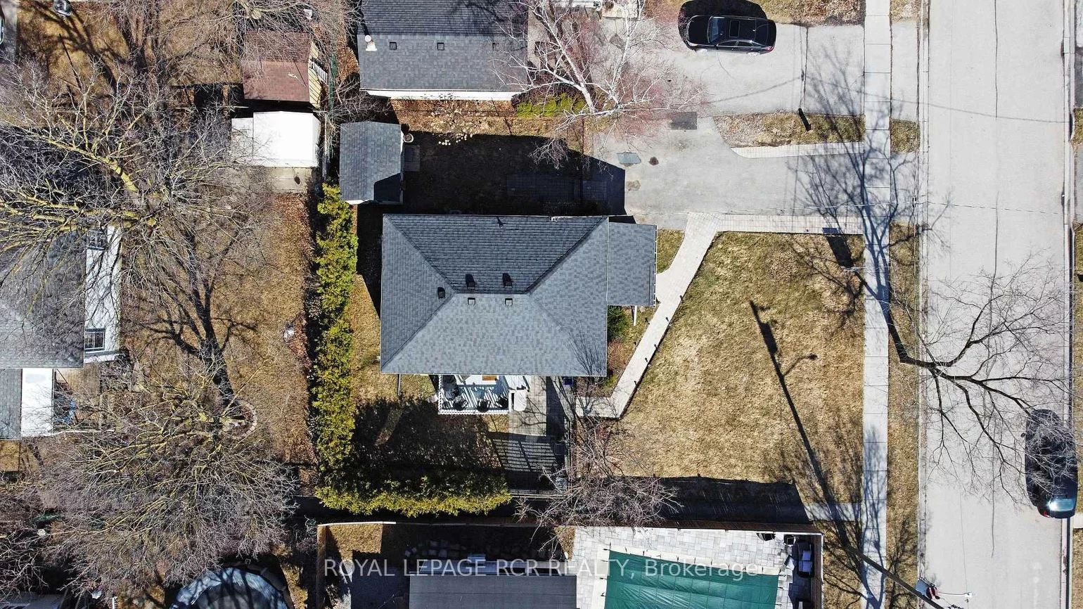 727, Lowell, Gorham-College Manor, Newmarket