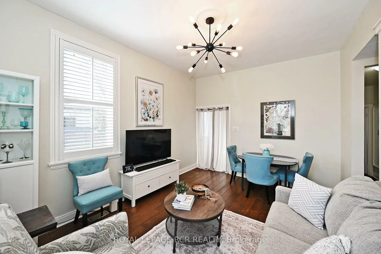 727, Lowell, Gorham-College Manor, Newmarket