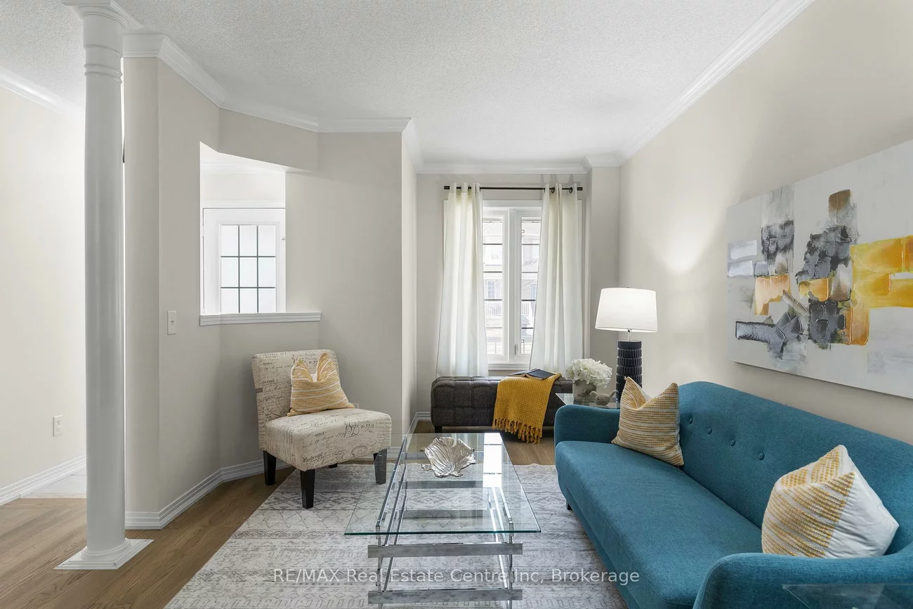 102, Gail Parks, Woodland Hill, Newmarket