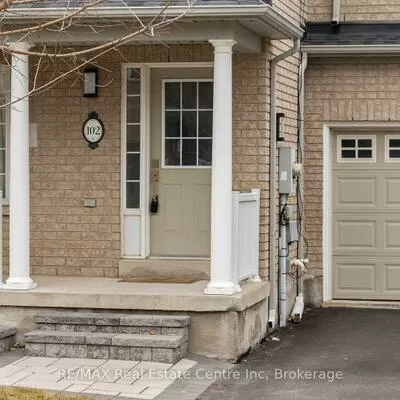 102, Gail Parks, Woodland Hill, Newmarket