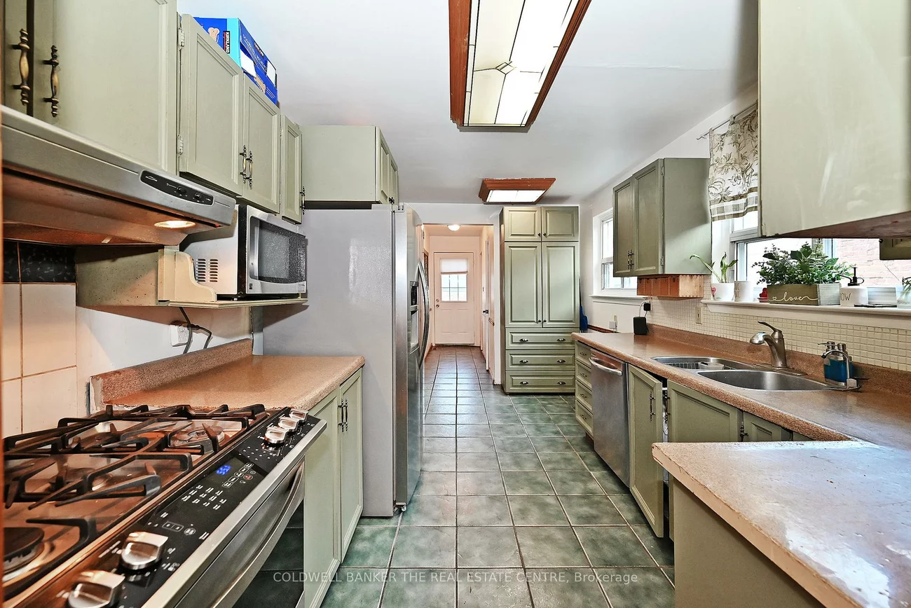 940, Wildwood, Huron Heights-Leslie Valley, Newmarket
