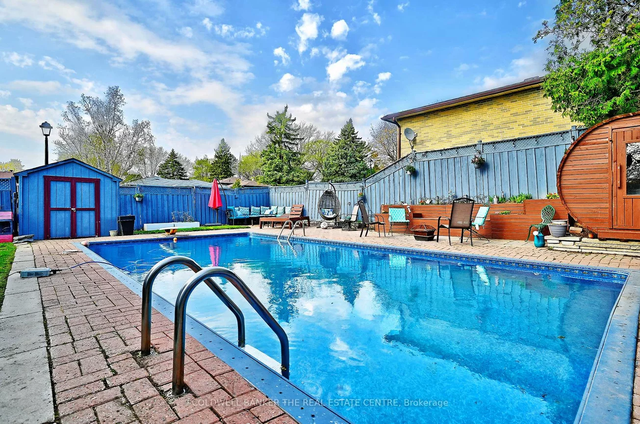 940, Wildwood, Huron Heights-Leslie Valley, Newmarket