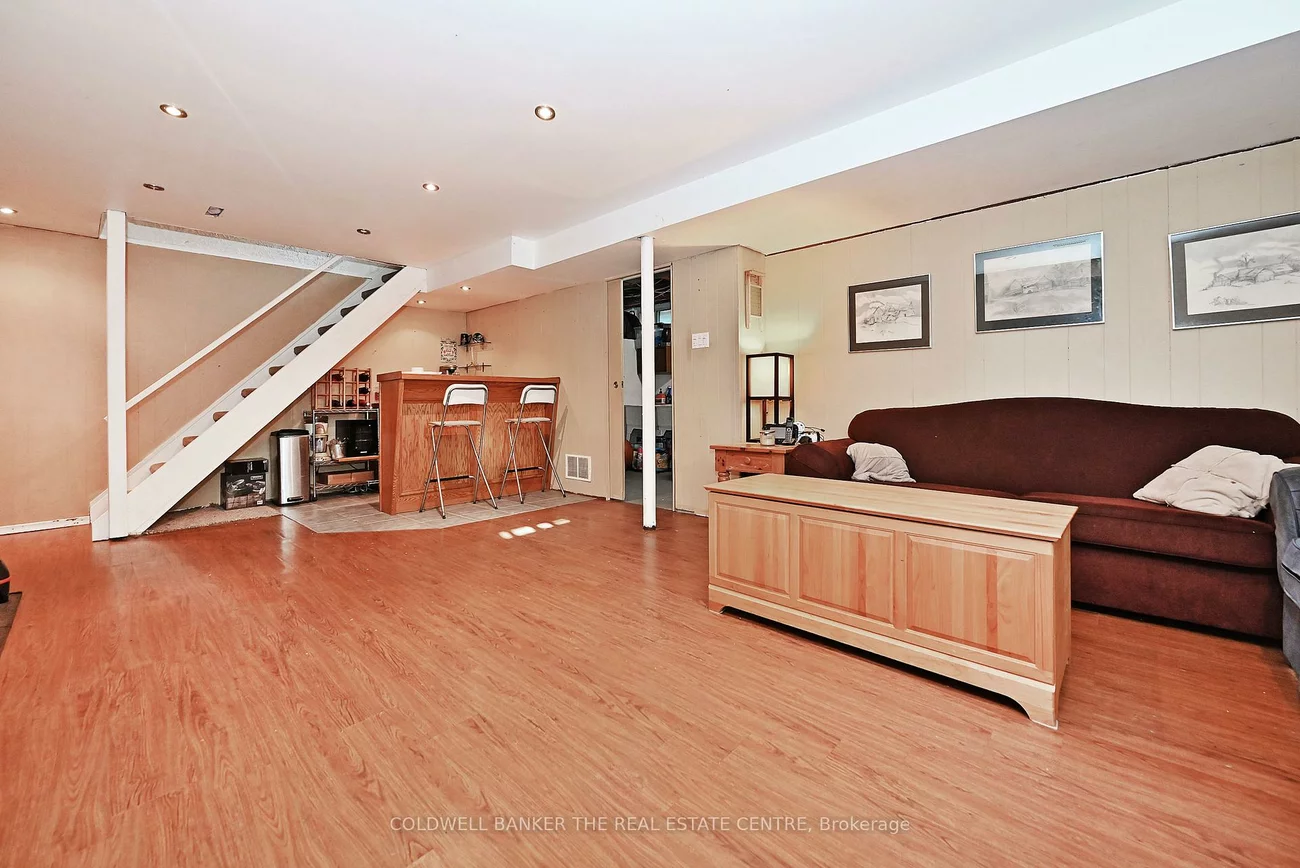940, Wildwood, Huron Heights-Leslie Valley, Newmarket