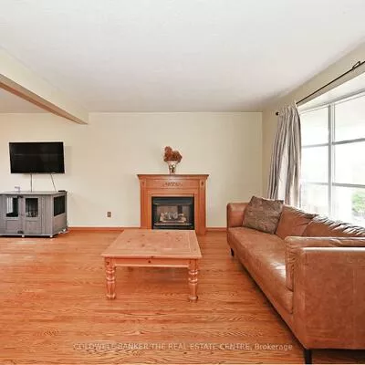 940, Wildwood, Huron Heights-Leslie Valley, Newmarket