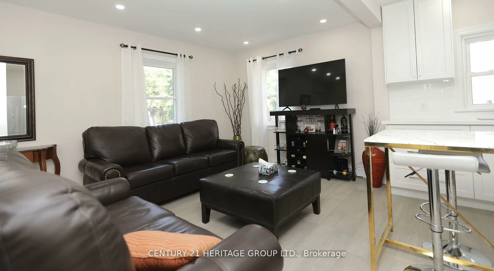 181, Newton, Gorham-College Manor, Newmarket