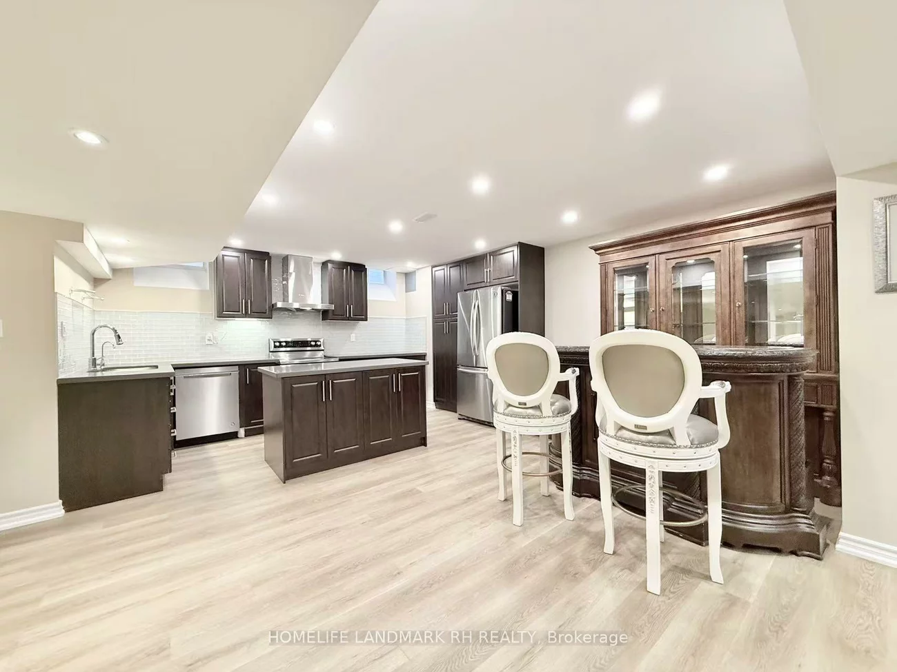 1218, Stuffles, Stonehaven-Wyndham, Newmarket