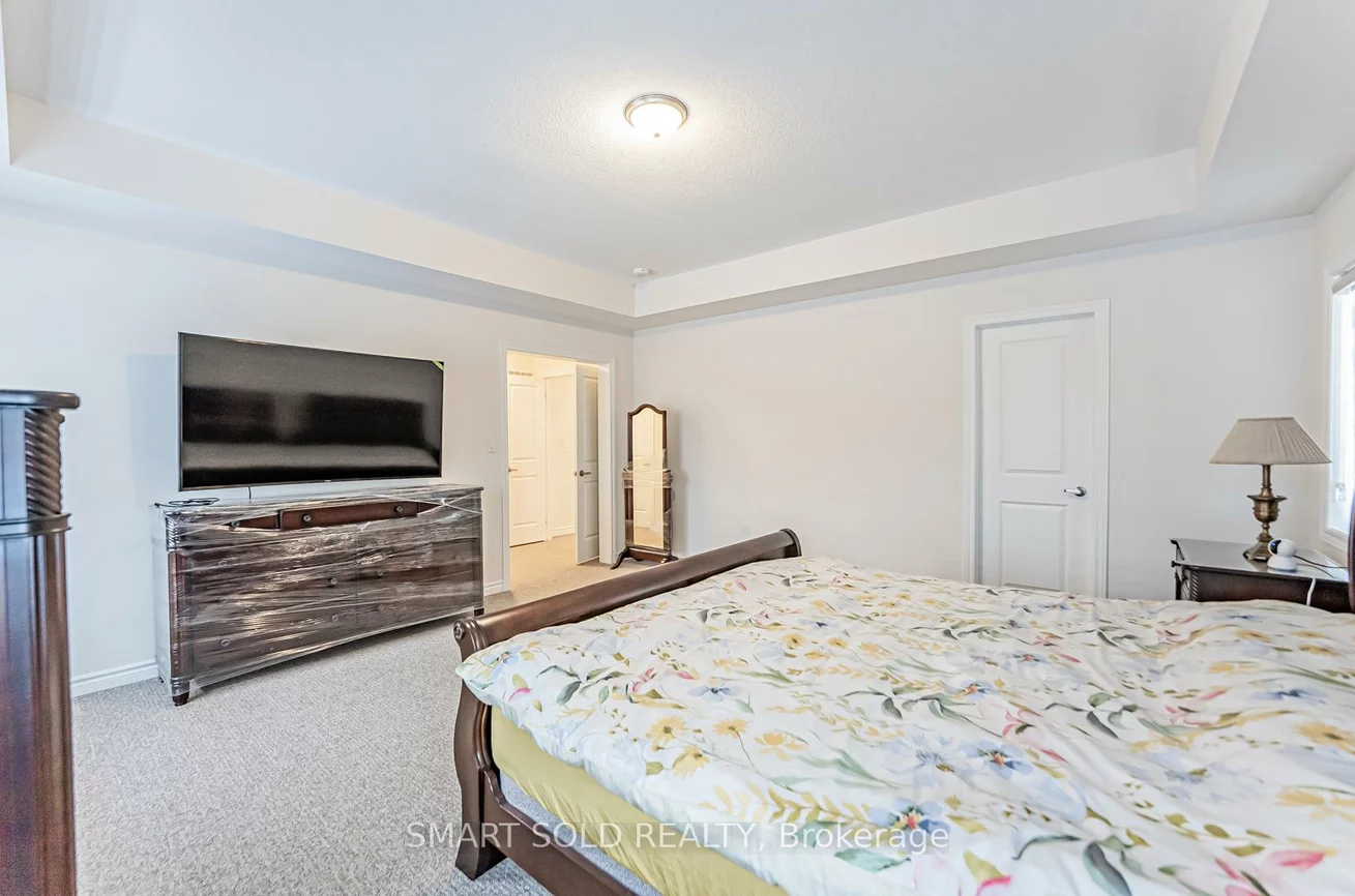 51, Bethpage, Glenway Estates, Newmarket
