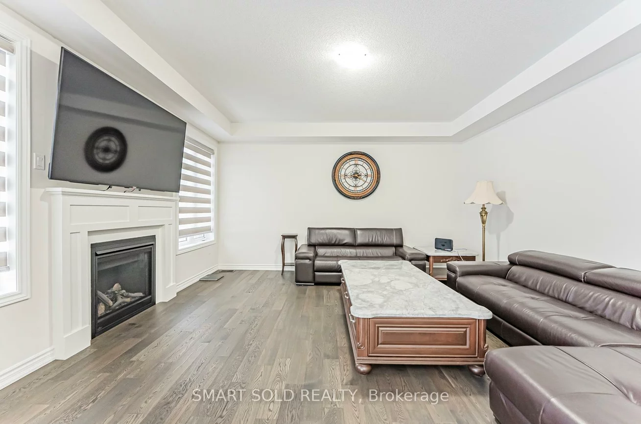 51, Bethpage, Glenway Estates, Newmarket