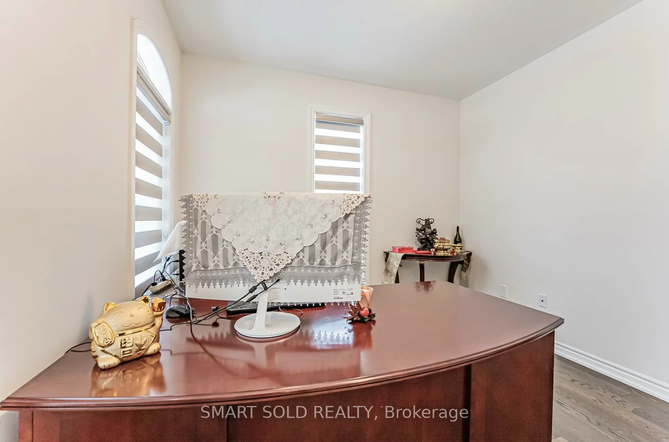51, Bethpage, Glenway Estates, Newmarket