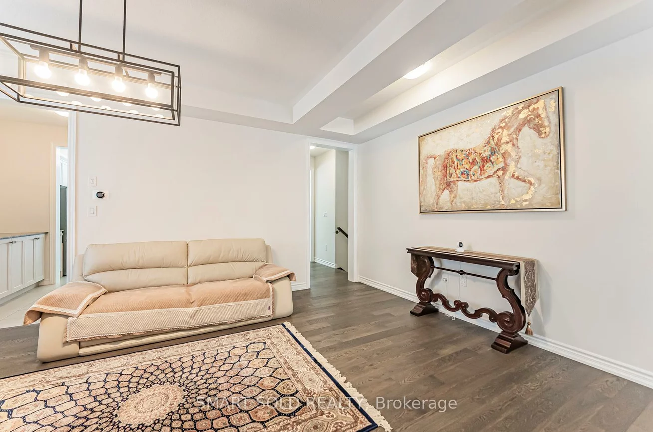 51, Bethpage, Glenway Estates, Newmarket