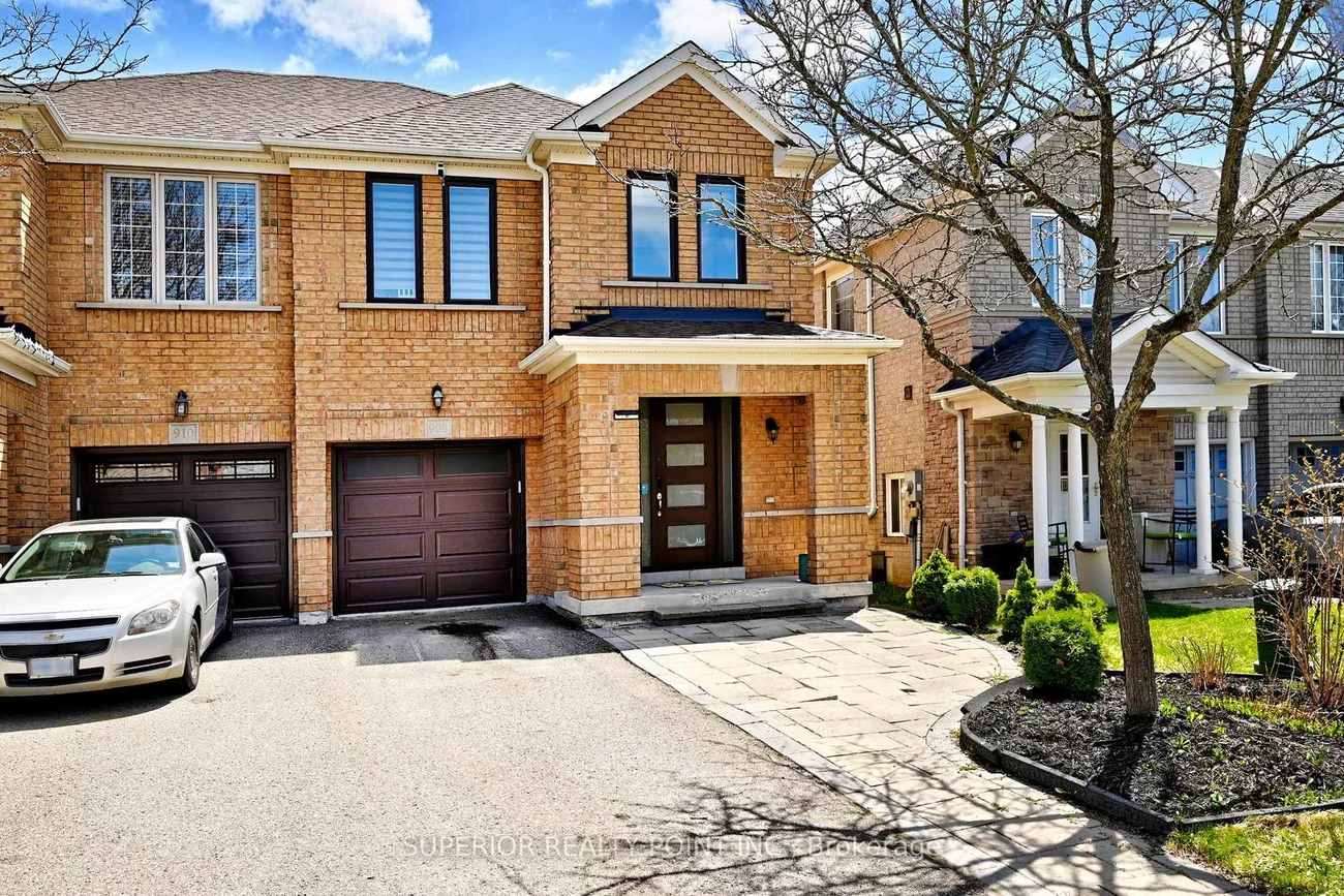 908, Oaktree, Summerhill Estates, Newmarket